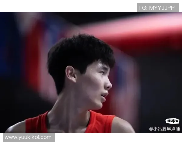 李悦洲一年级新秀表现抢眼展现出年轻球员的潜力与勇气